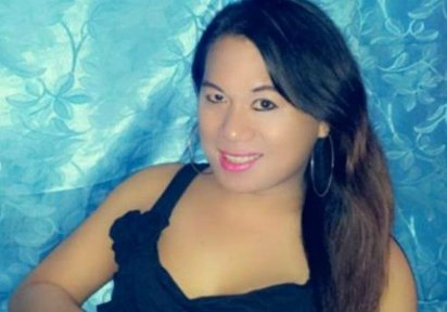 Stripperin LadyboyNica