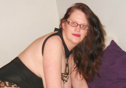 Stripperin Xeni