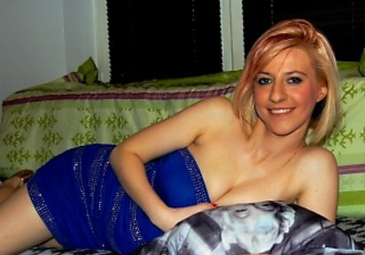 Stripperin HotEweline