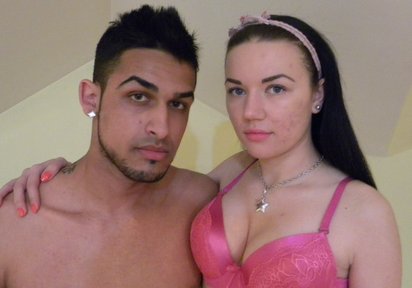 Stripperin Lyvie+Tayler