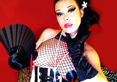 Stripperin MadameYve