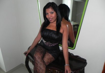 Stripperin Zohra