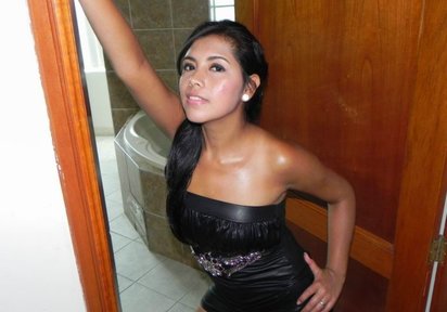 Stripperin DevoteKitti