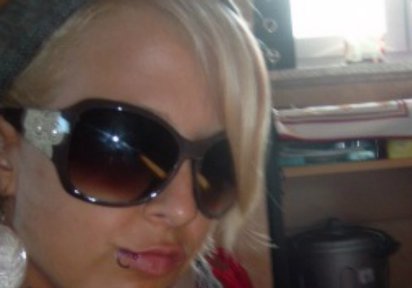 Stripperin LadyeMilie
