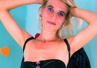 Stripperin ShySandra