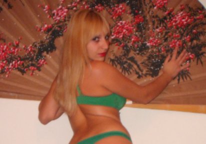 Stripperin BlondBetty