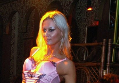 Stripperin SweetViki