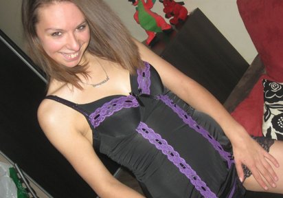 Stripperin HornySindy