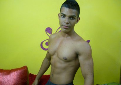 Stripperin MaximoSex