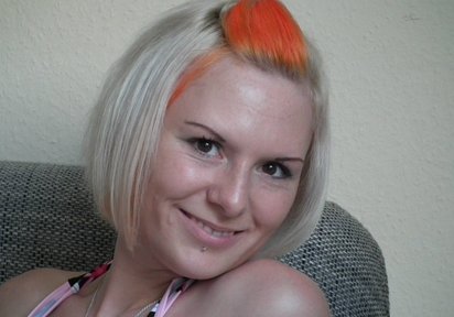 Stripperin KinkySandra