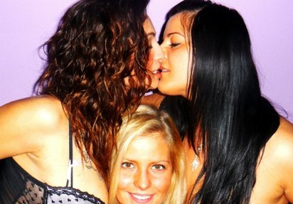 Stripperin MiaDiamond+CindyLoves+CandySophie
