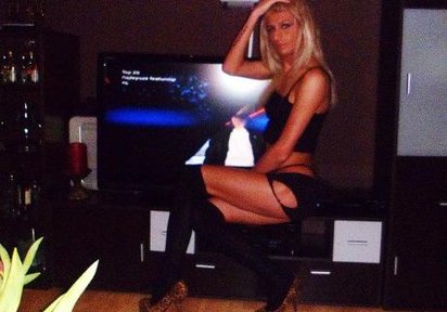 Stripperin CarmenFox