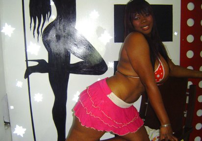 Stripperin MichaHot