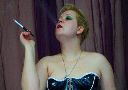 Stripperin HerrinLaura
