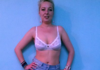 Stripperin HotEssa
