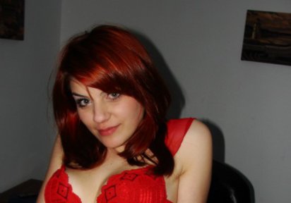 Stripperin LarissaHot