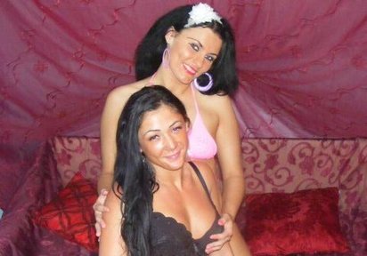 Stripperin HotGina+SexyLisa