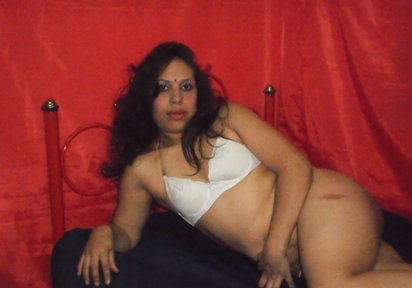 Stripperin SklavinIndira