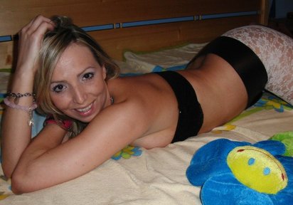 Stripperin NinaHot