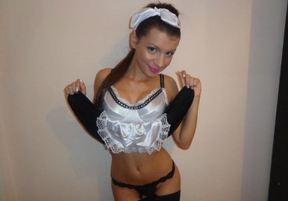 Stripperin GingerCora