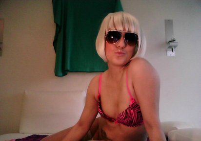 Stripperin SexyAniella