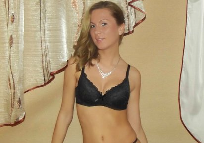 Stripperin SweetThara
