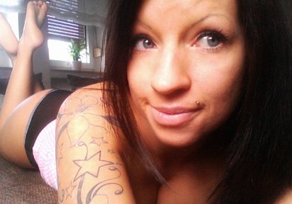Stripperin AnniDeluxe