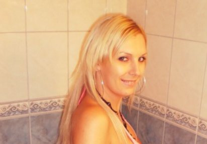 Stripperin HotAlizee