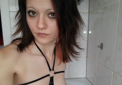 Stripperin KittyYoung