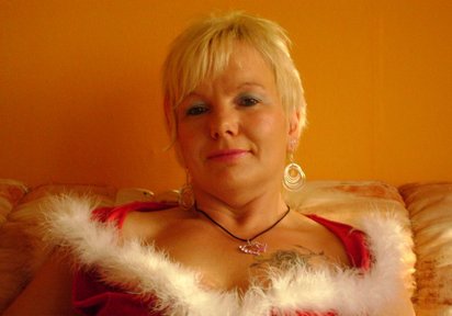 Stripperin HotElaine